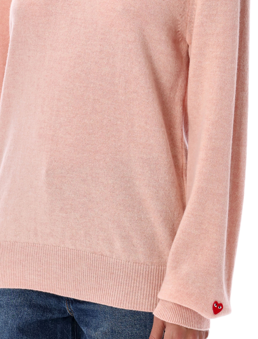 Red heart mini patch V-neck - Spazio Pritelli