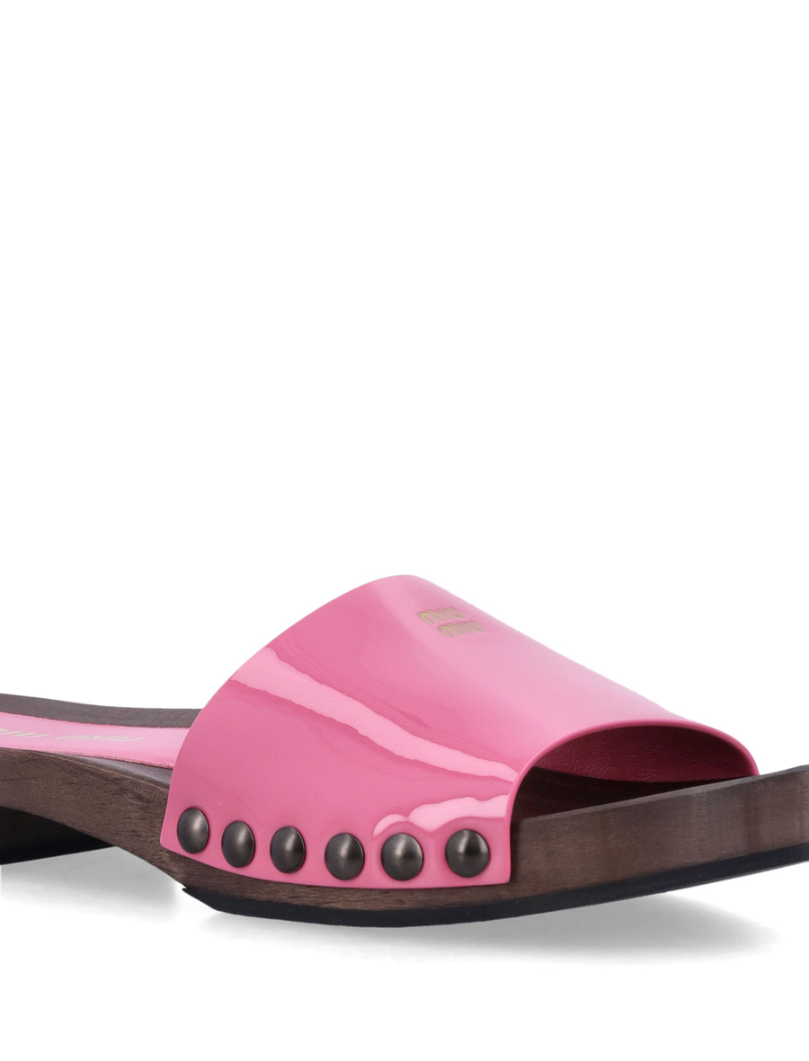 Patent leather clogs - Spazio Pritelli