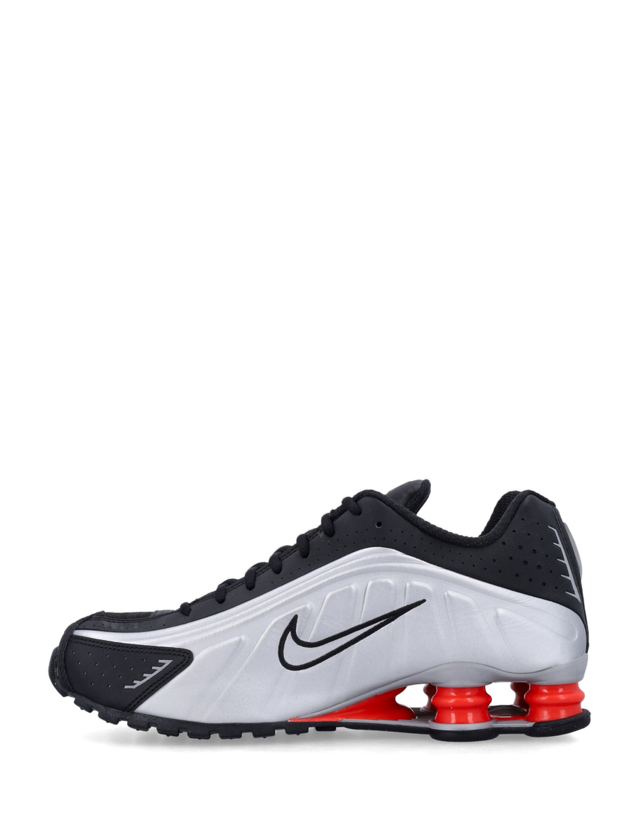 Shox R4 - Spazio Pritelli