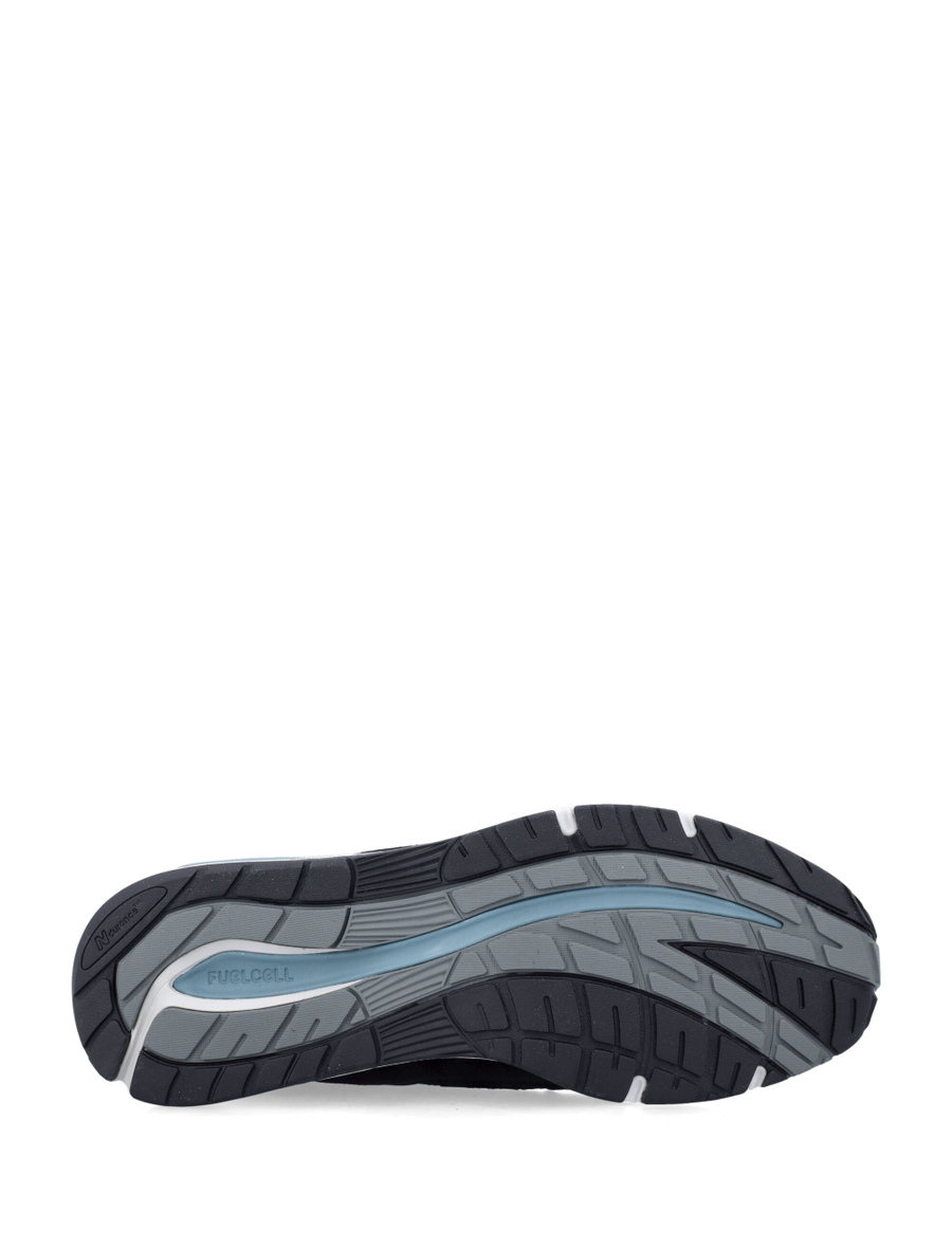Made in UK 991 v2 - Spazio Pritelli