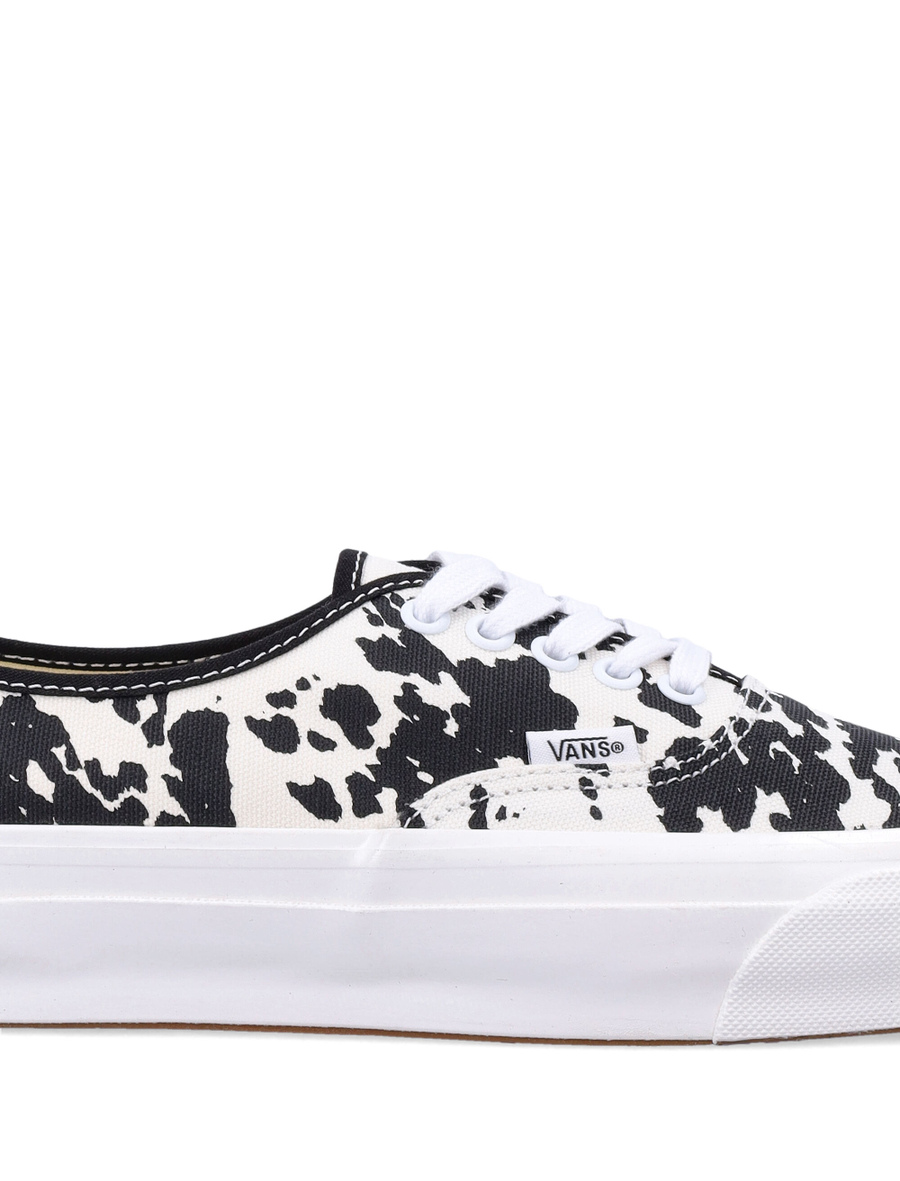 LX Authentic 44 - Spazio Pritelli